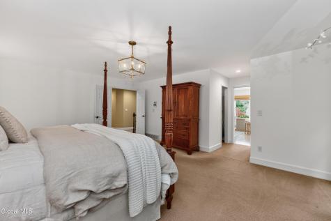 5 Caraway Court Halfmoon NY 12065
