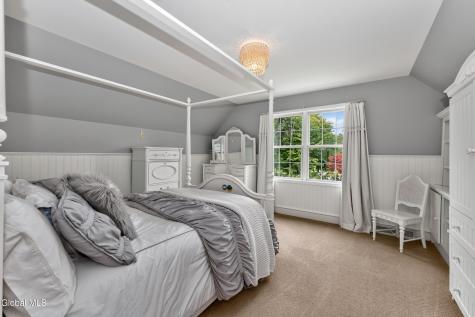 5 Caraway Court Halfmoon NY 12065
