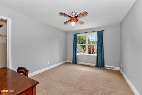 5 Caraway Court Halfmoon NY 12065