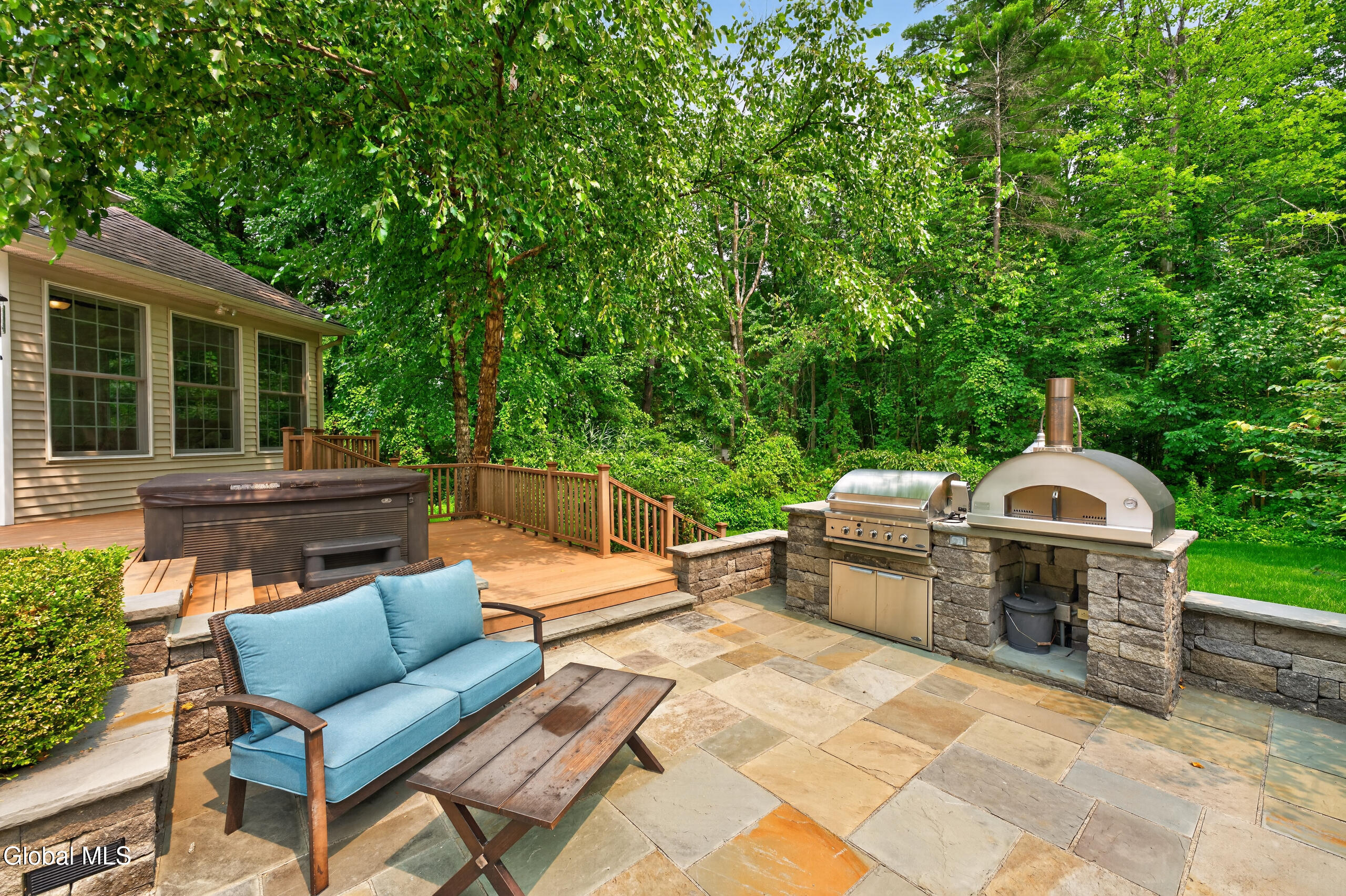 5 Caraway Court Halfmoon NY 12065