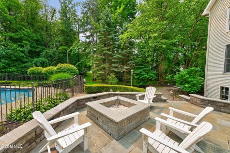 5 Caraway Court Halfmoon NY 12065