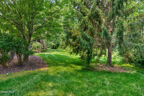 5 Caraway Court Halfmoon NY 12065