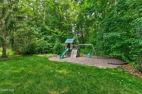 5 Caraway Court Halfmoon NY 12065