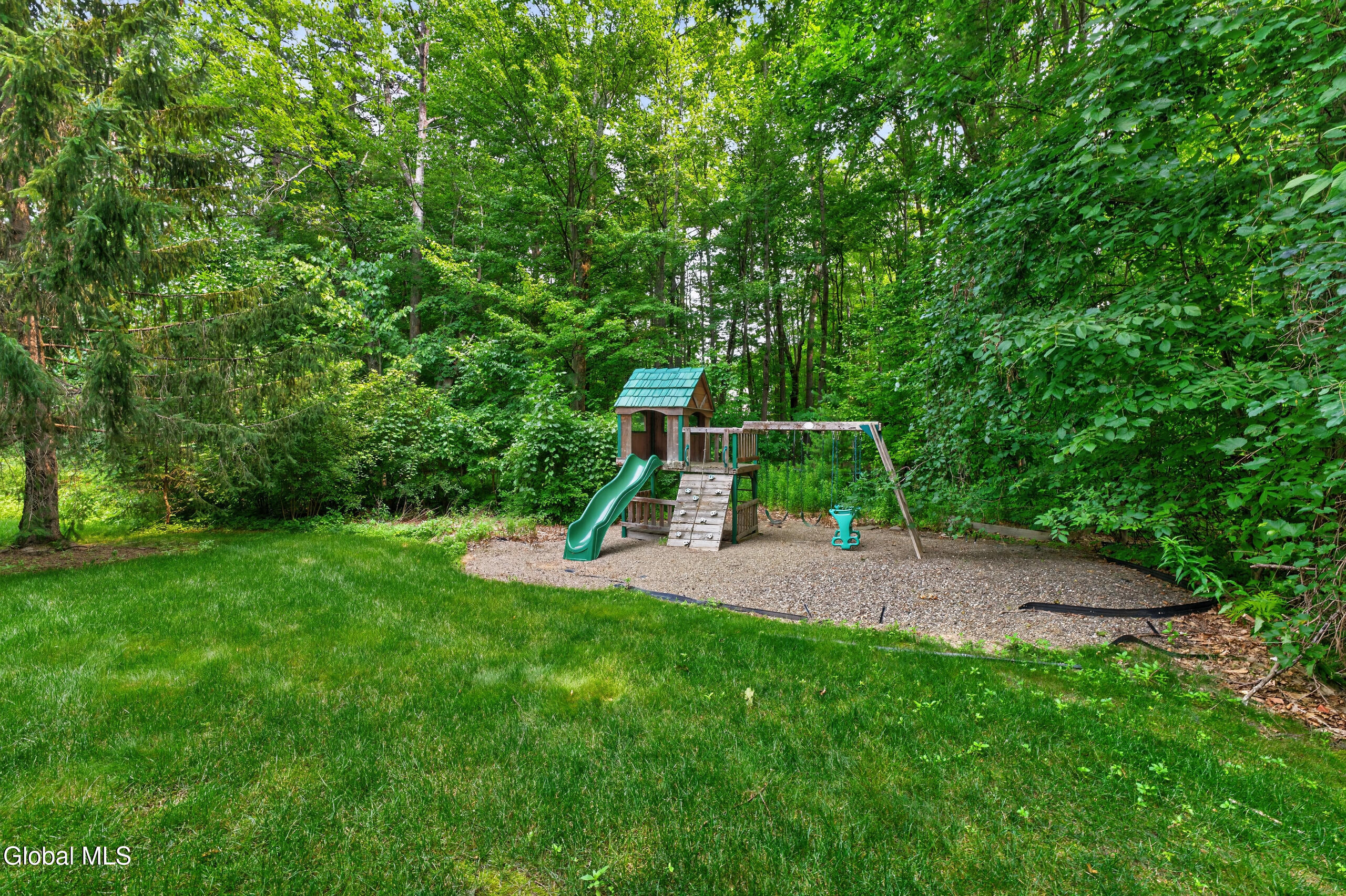 5 Caraway Court Halfmoon NY 12065