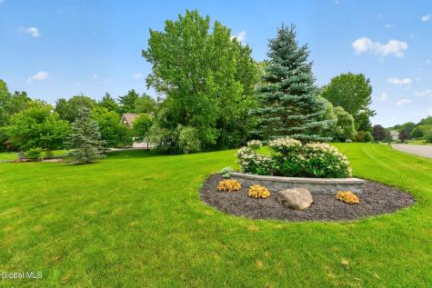 5 Caraway Court Halfmoon NY 12065