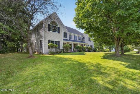 73 Fields End Drive Glenmont NY 12077