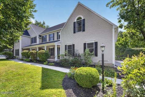 73 Fields End Drive Glenmont NY 12077
