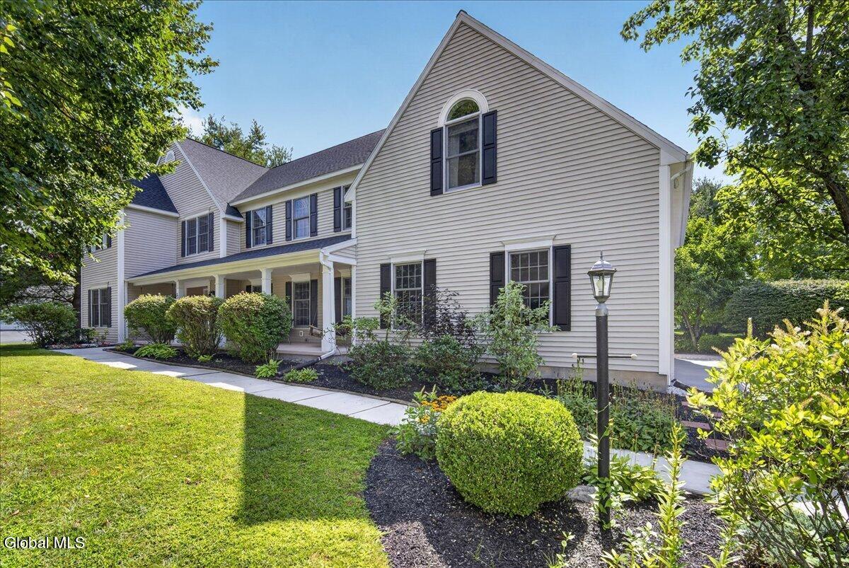 73 Fields End Drive Glenmont NY 12077