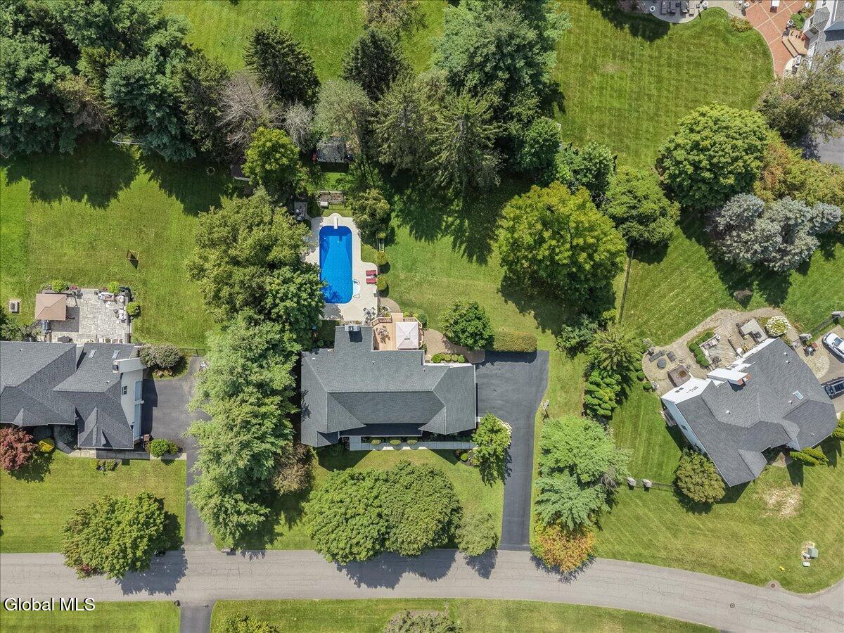 73 Fields End Drive Glenmont NY 12077