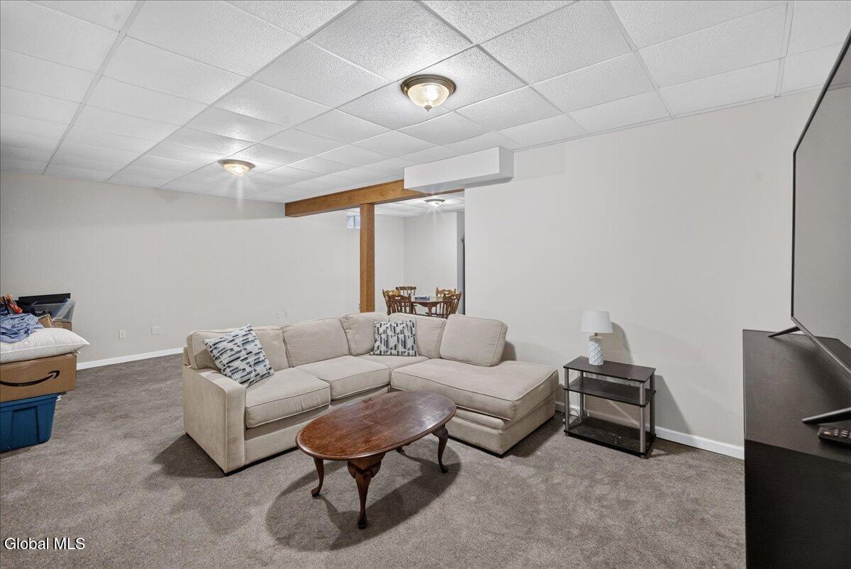 73 Fields End Drive Glenmont NY 12077