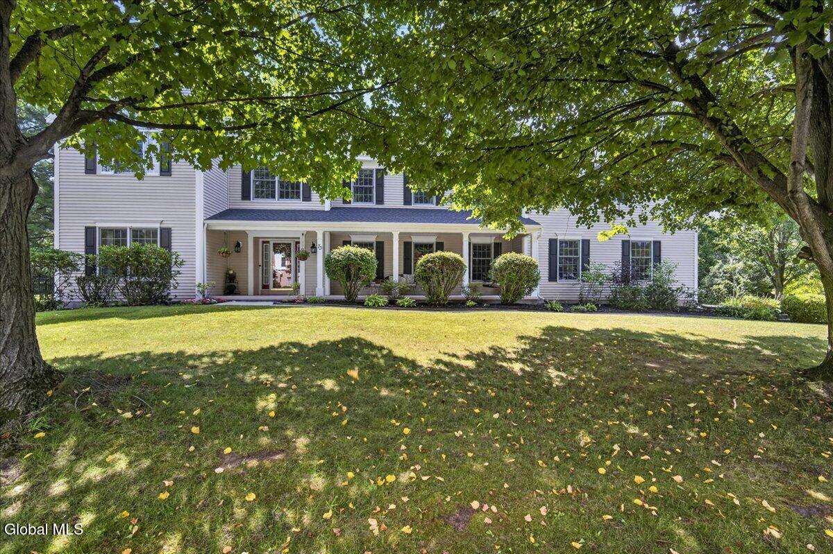 73 Fields End Drive Glenmont NY 12077