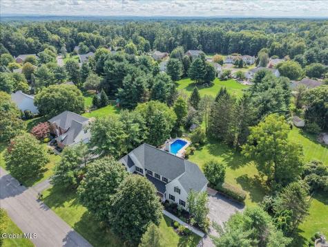 73 Fields End Drive Glenmont NY 12077