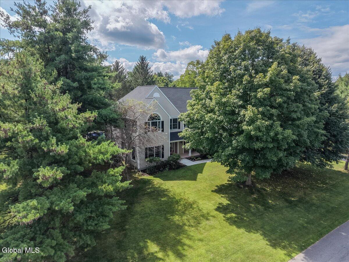 73 Fields End Drive Glenmont NY 12077