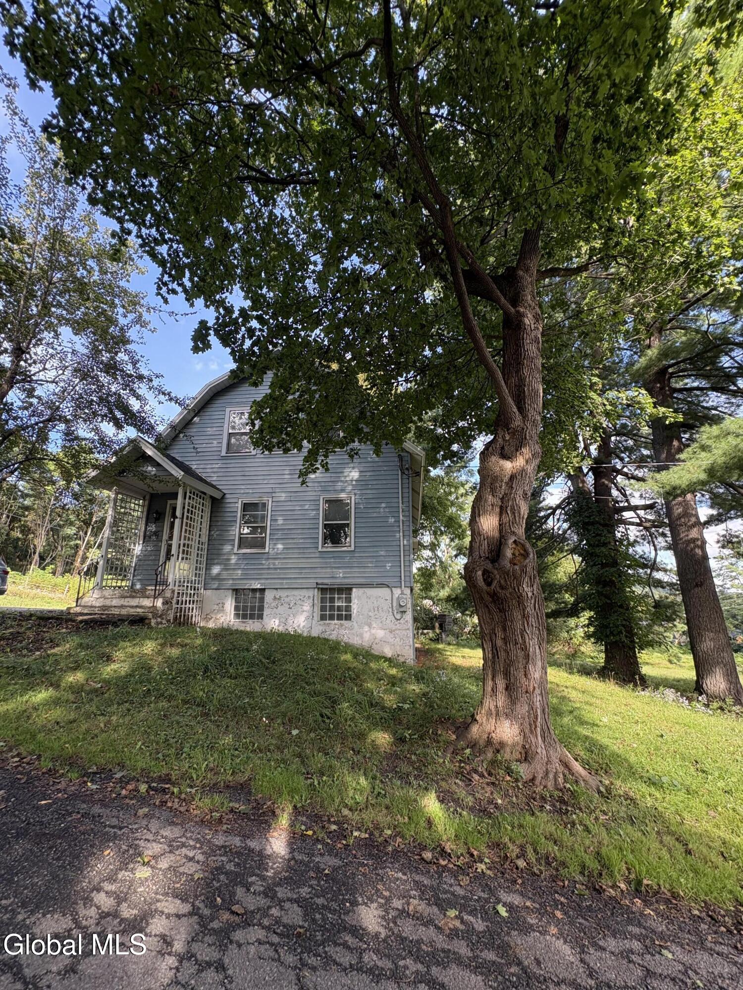 10 N Bridge Street Fonda NY 12068