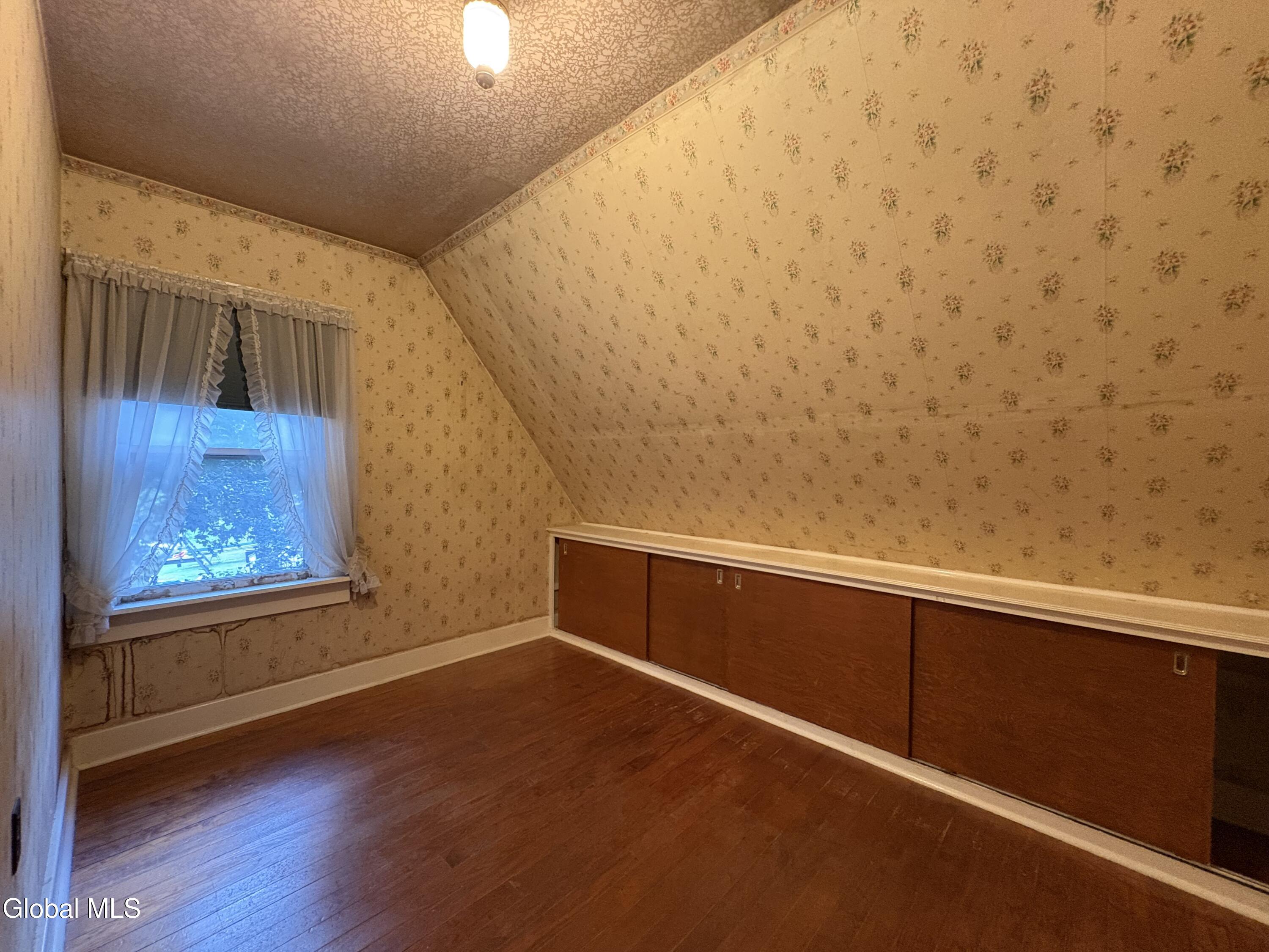 10 N Bridge Street Fonda NY 12068