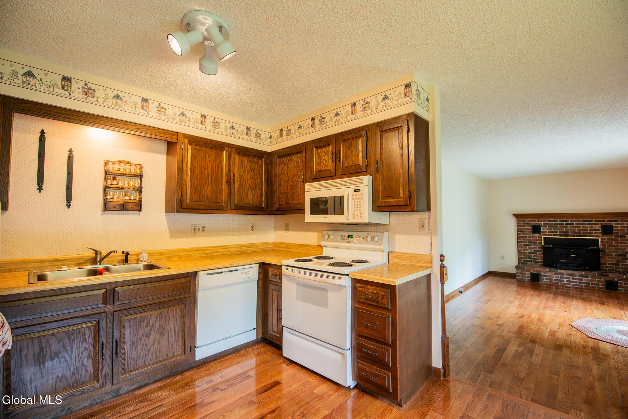 21 Helen Drive Queensbury NY 12804