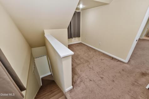 1237 Palma Avenue Schenectady NY 12306
