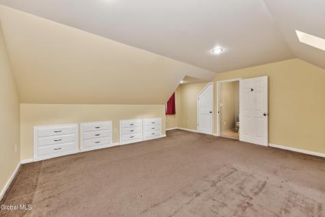 1237 Palma Avenue Schenectady NY 12306