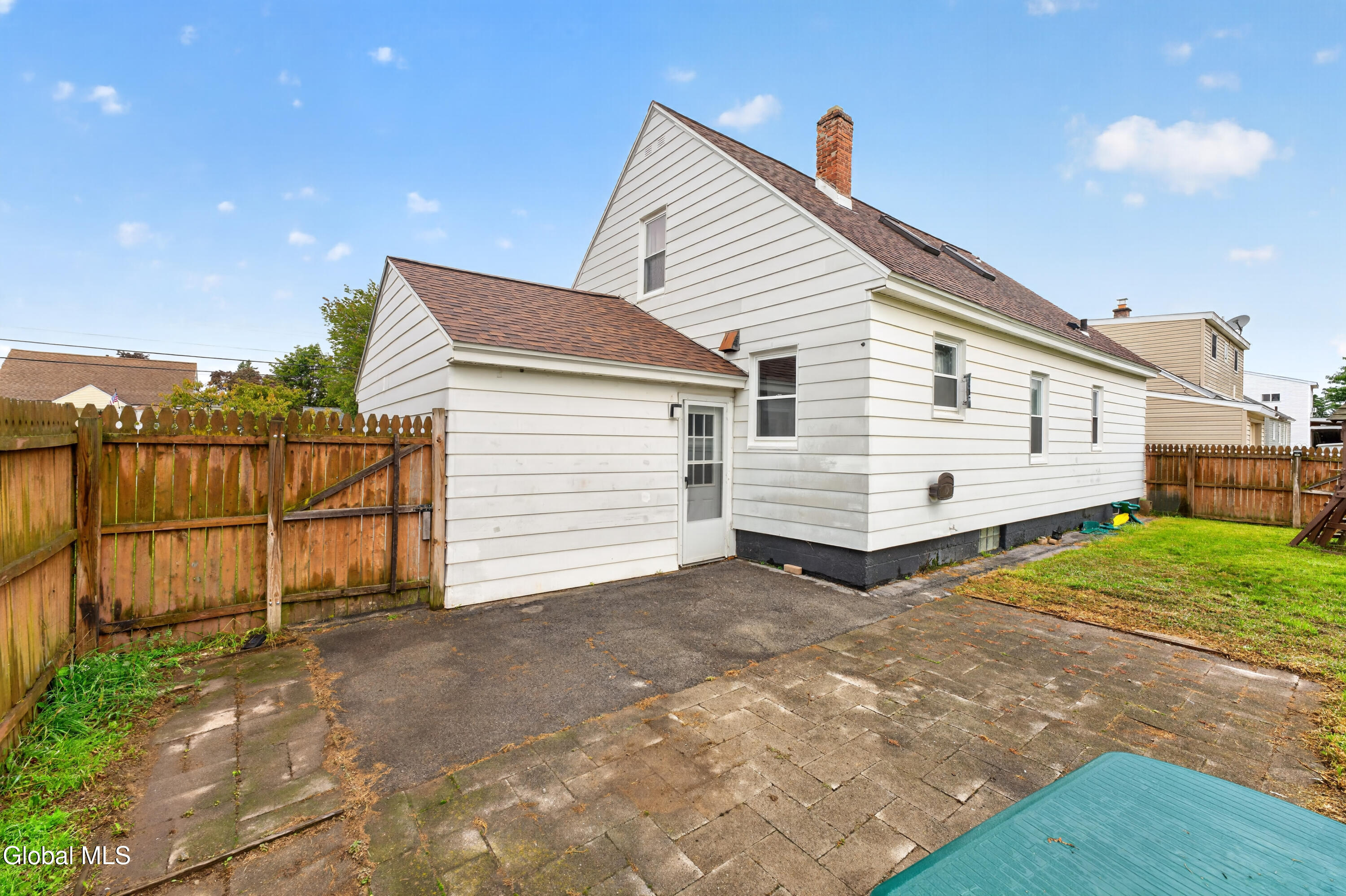 1237 Palma Avenue Schenectady NY 12306