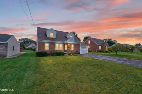 1237 Palma Avenue Schenectady NY 12306