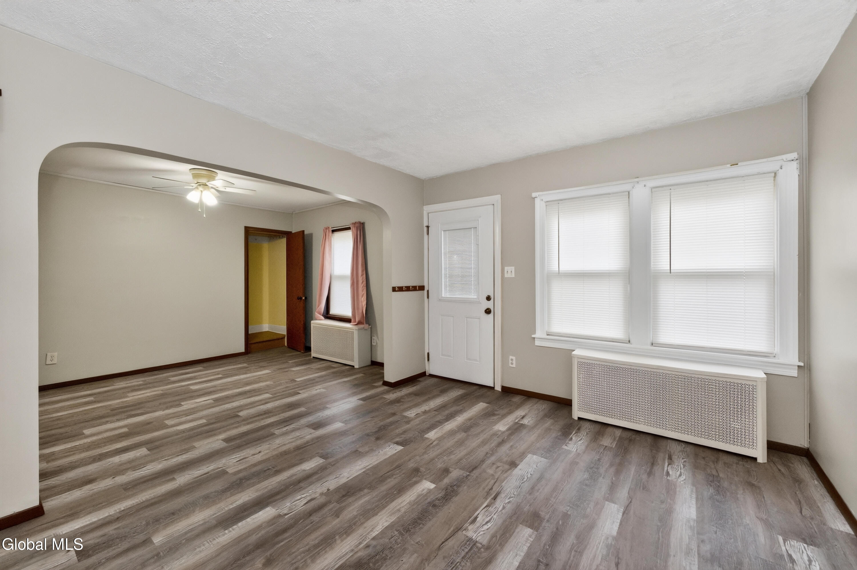1237 Palma Avenue Schenectady NY 12306