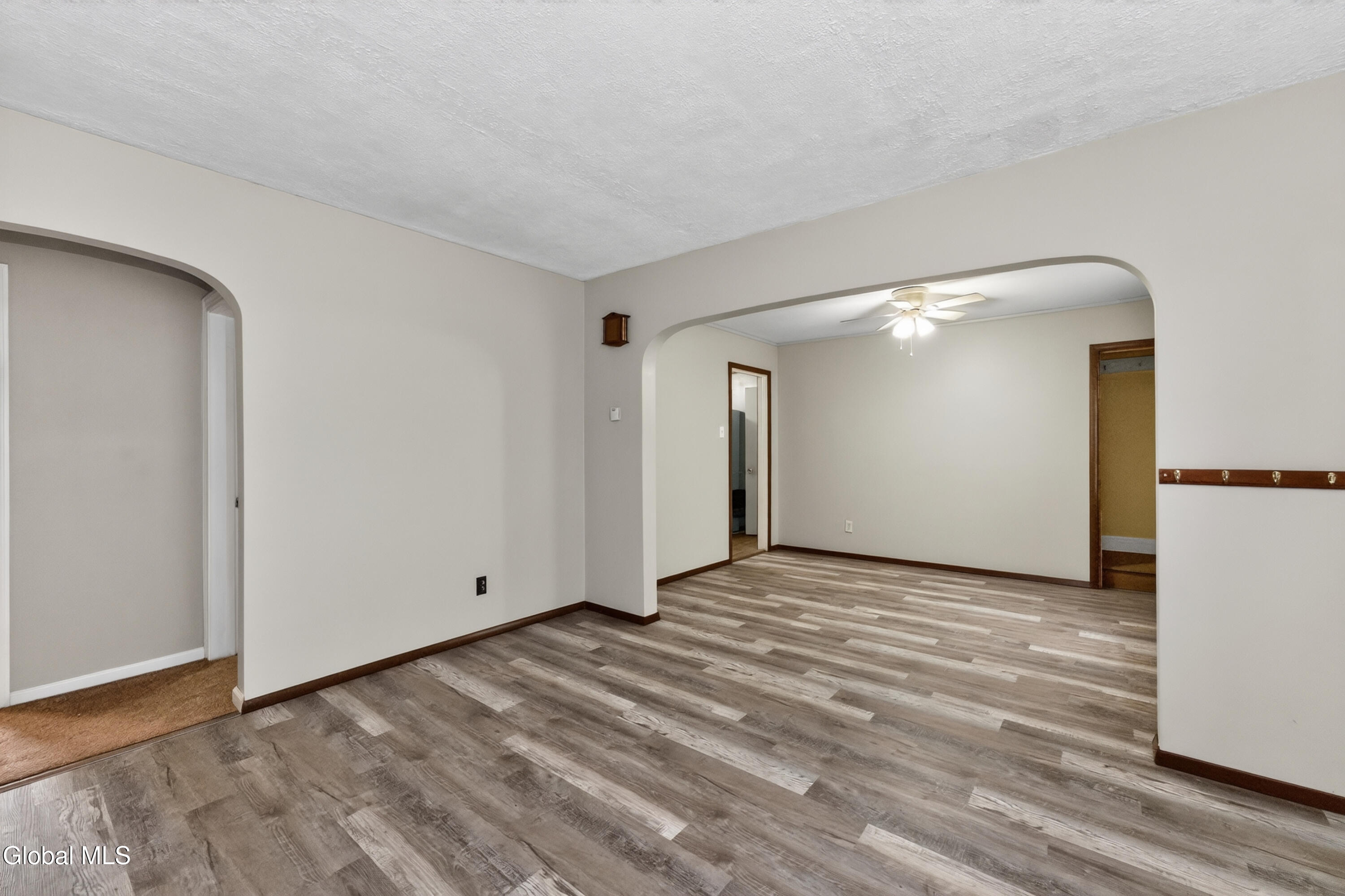1237 Palma Avenue Schenectady NY 12306