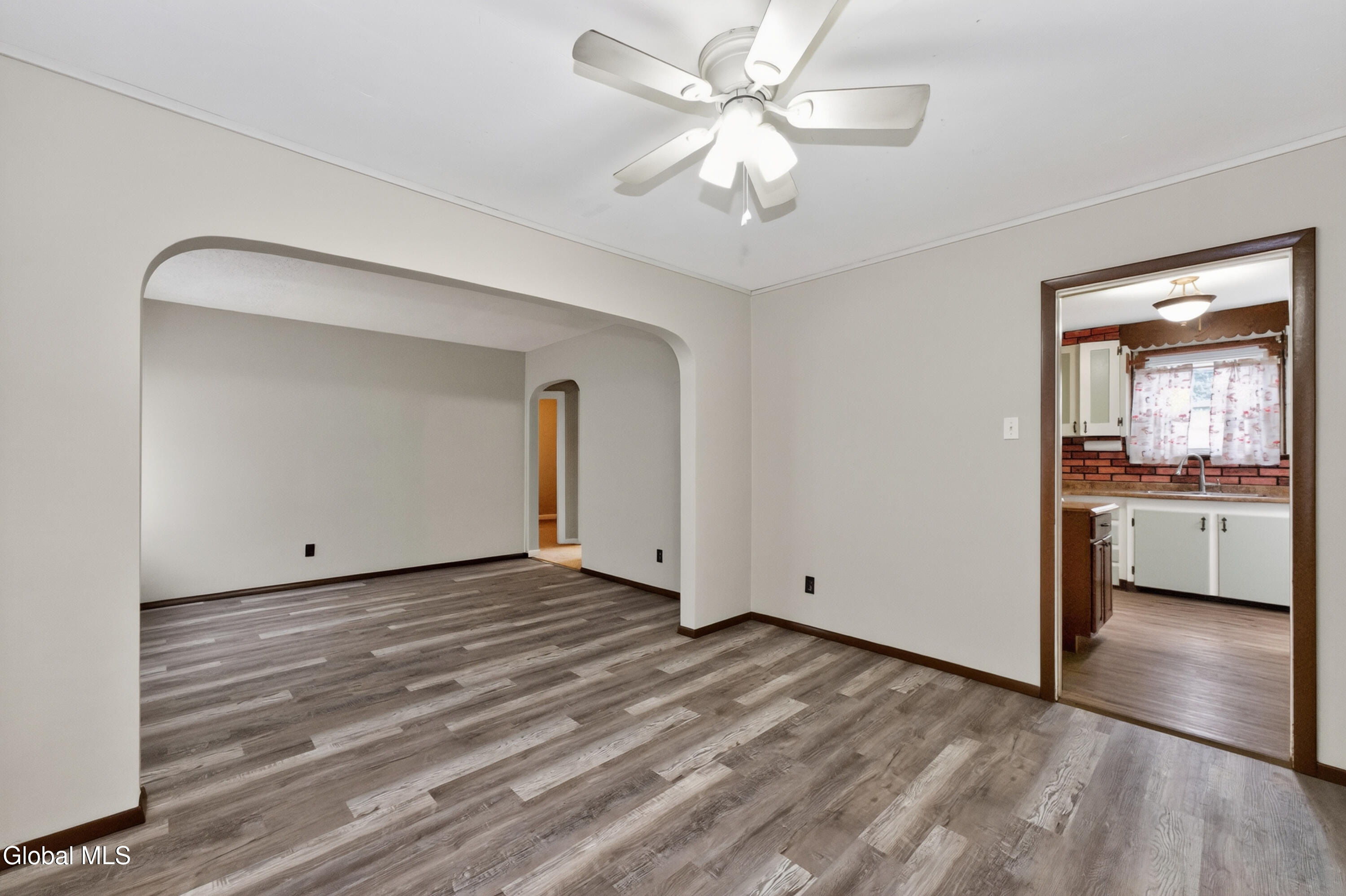 1237 Palma Avenue Schenectady NY 12306