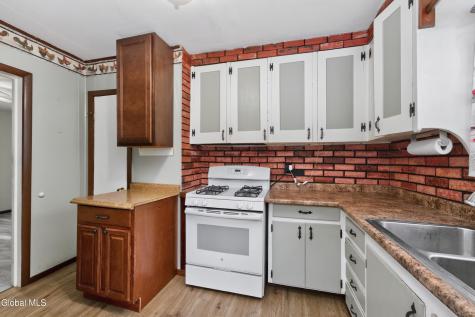 1237 Palma Avenue Schenectady NY 12306