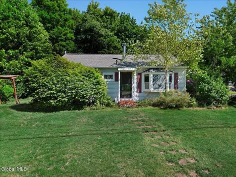 3 Jones Drive Schenectady NY 12309