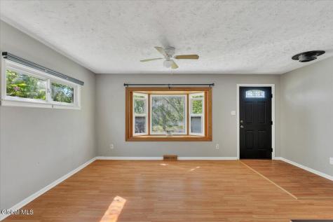 3 Jones Drive Schenectady NY 12309