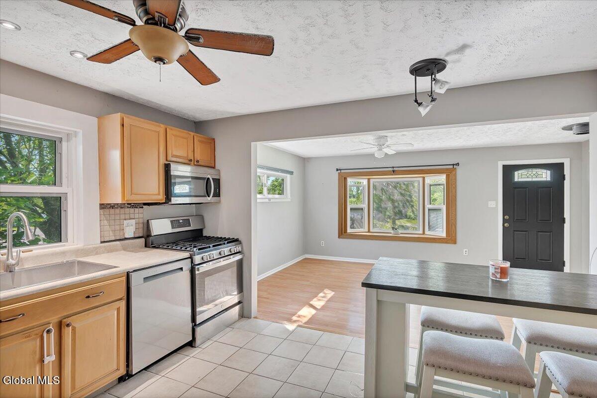 3 Jones Drive Schenectady NY 12309