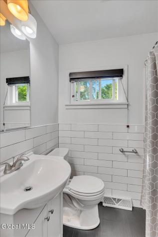 3 Jones Drive Schenectady NY 12309