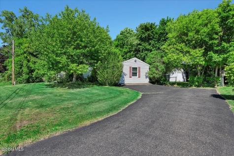 3 Jones Drive Schenectady NY 12309