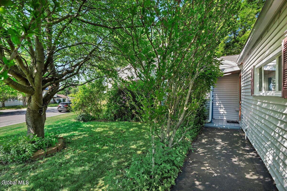 3 Jones Drive Schenectady NY 12309
