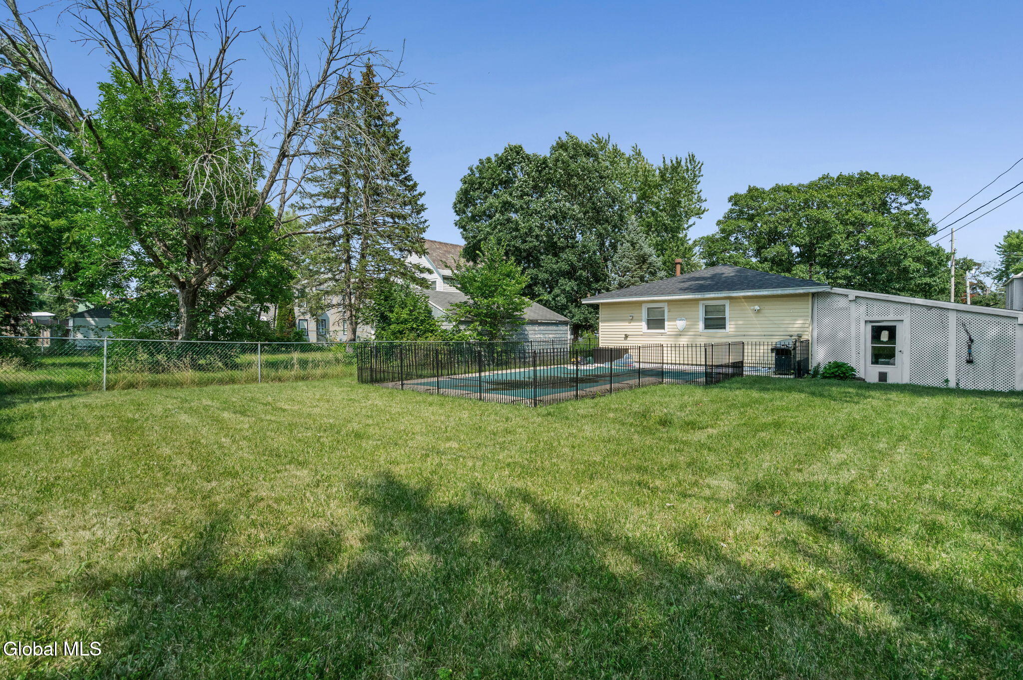 717 5th Avenue Watervliet NY 12189