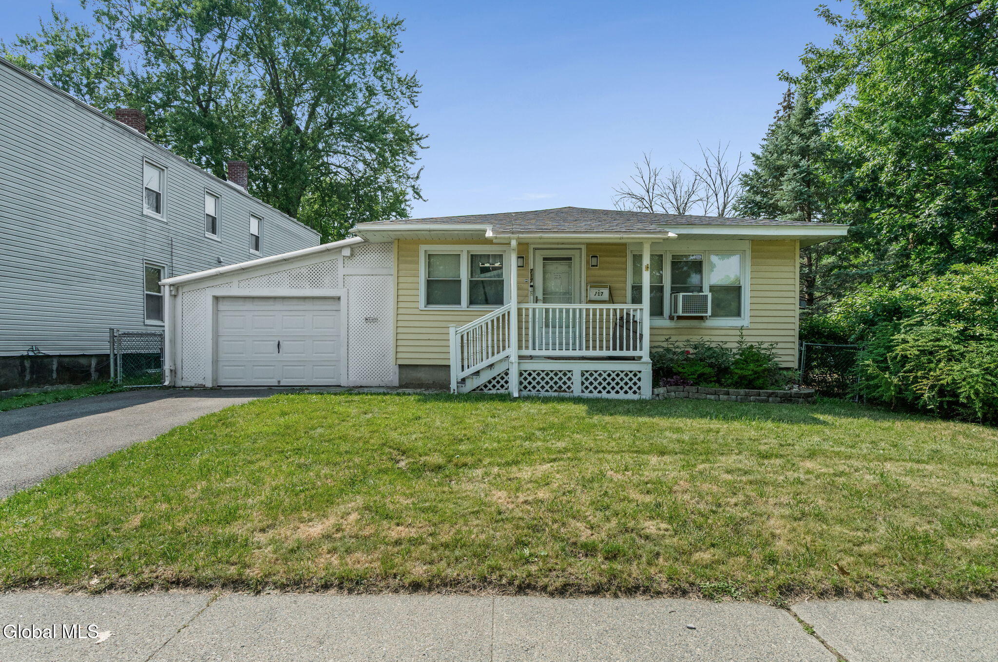 717 5th Avenue Watervliet NY 12189
