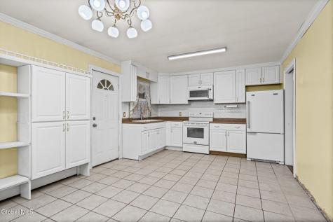 717 5th Avenue Watervliet NY 12189