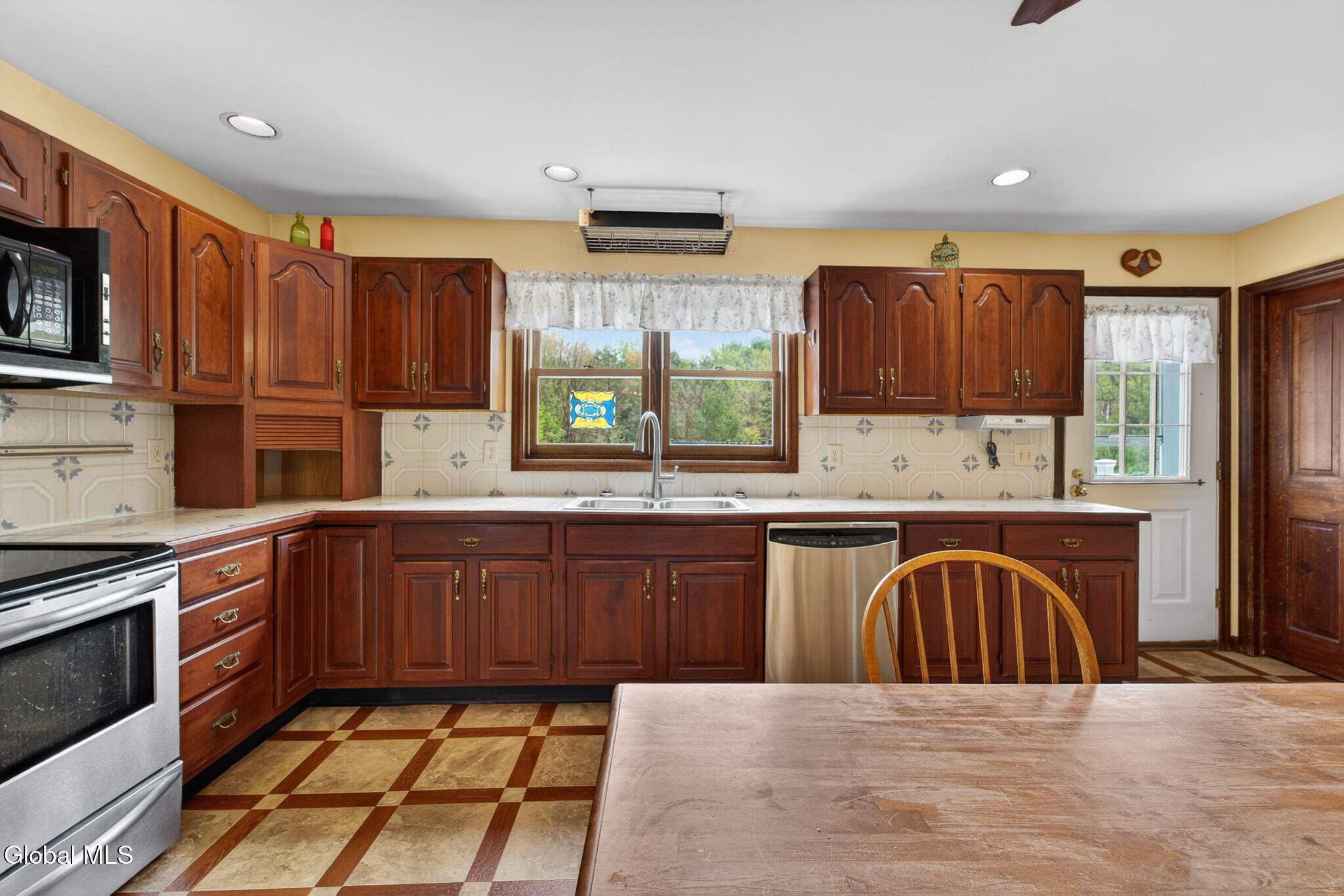 3760 Ny Highway 150 East Greenbush NY 12061