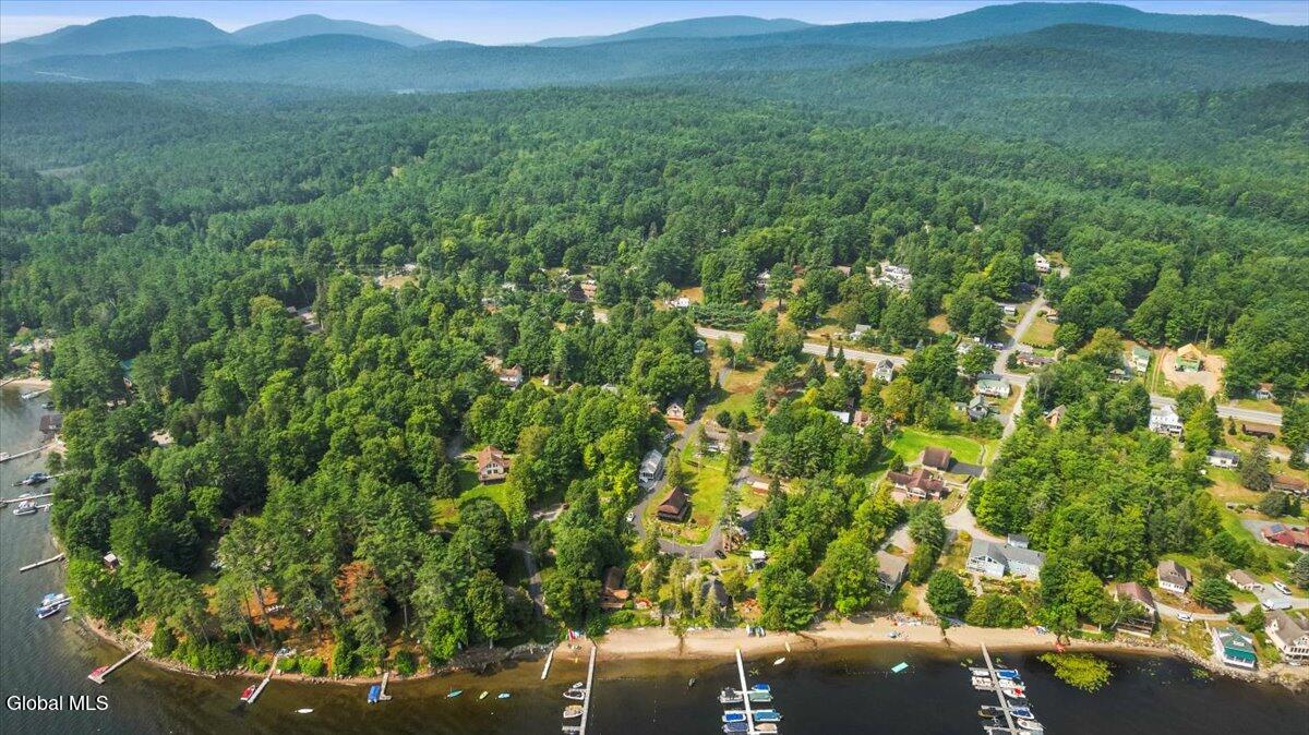 17 Easy Street Schroon Lake NY 12870