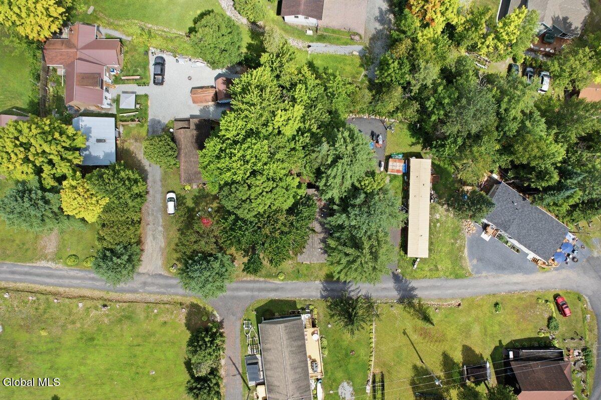 17 Easy Street Schroon Lake NY 12870