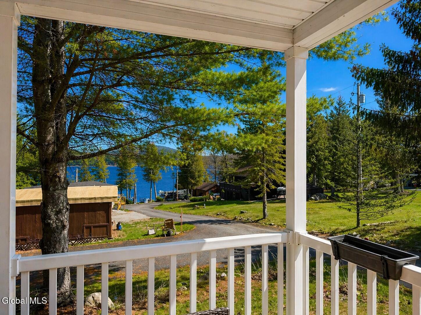 17 Easy Street Schroon Lake NY 12870