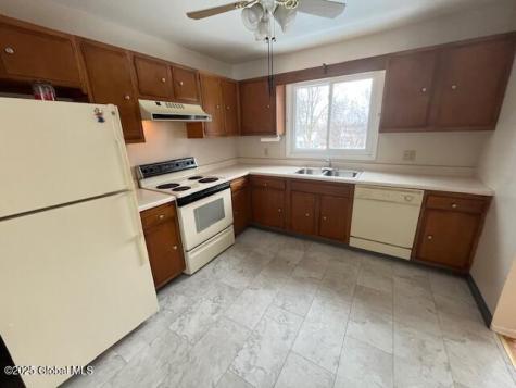 1829 Pawtucket Avenue Niskayuna NY 12309