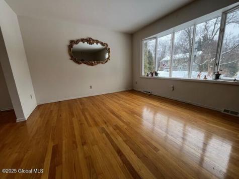 1829 Pawtucket Avenue Niskayuna NY 12309