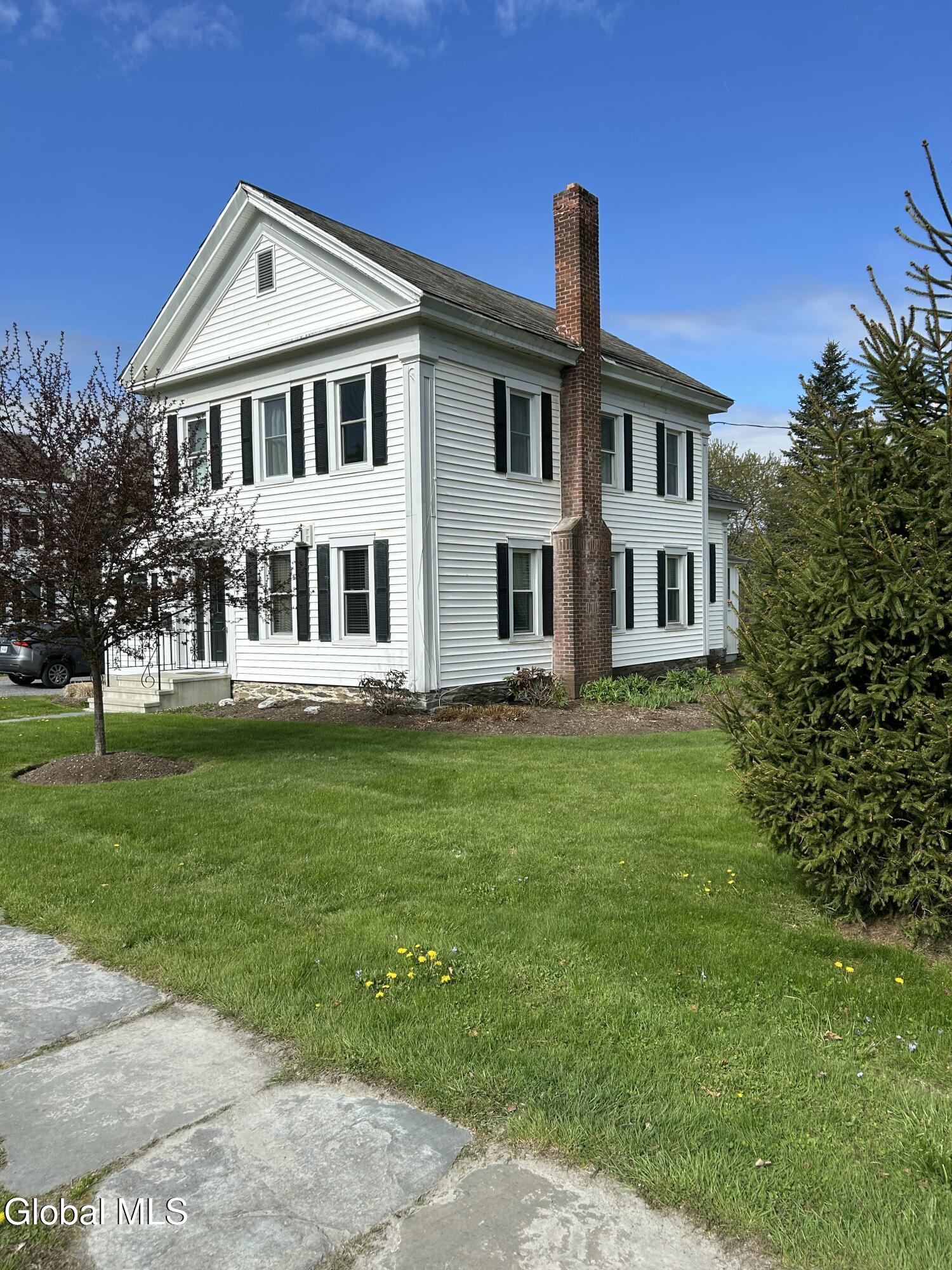 29 NW Washington Cambridge NY 12816