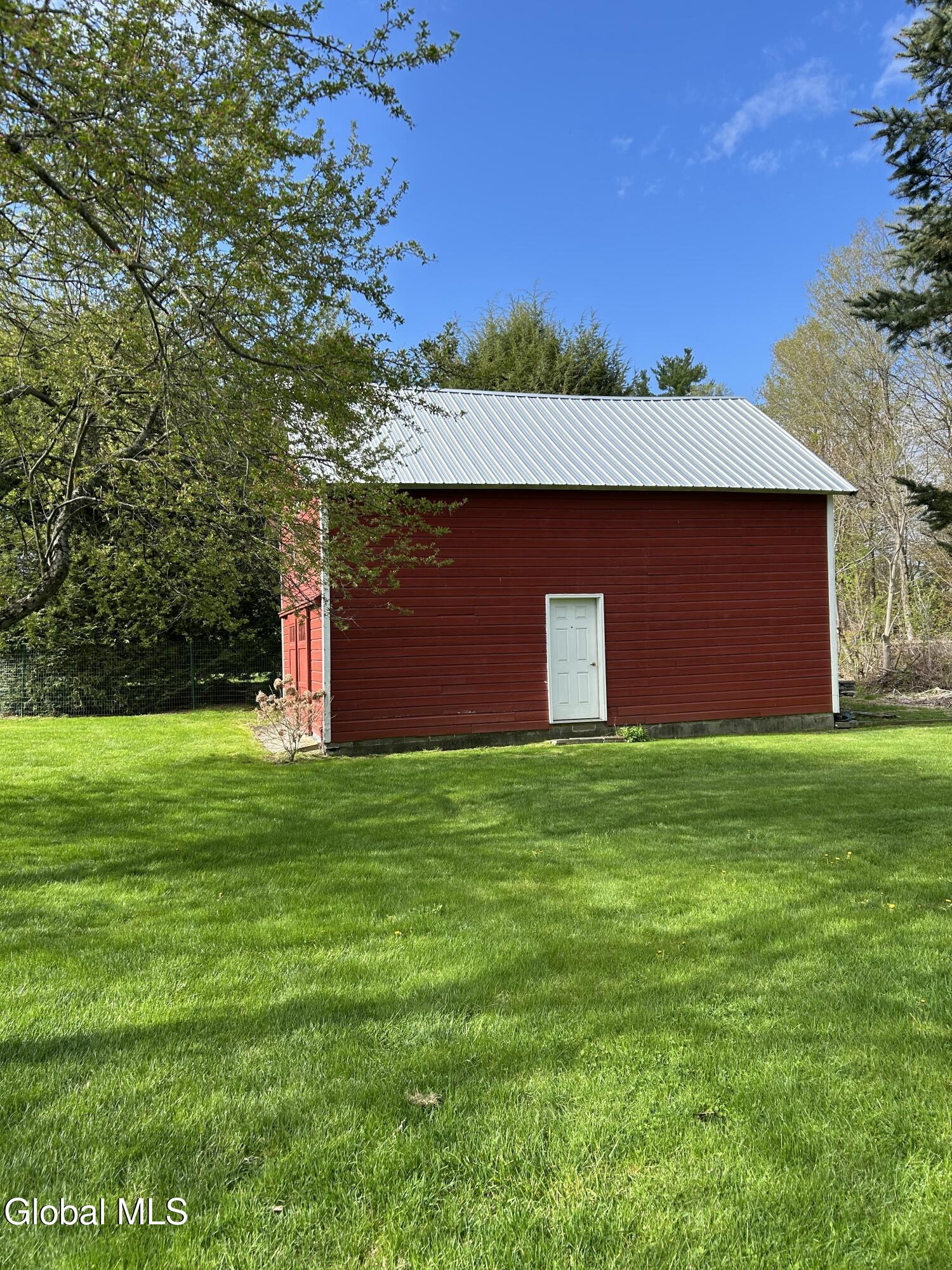 29 NW Washington Cambridge NY 12816
