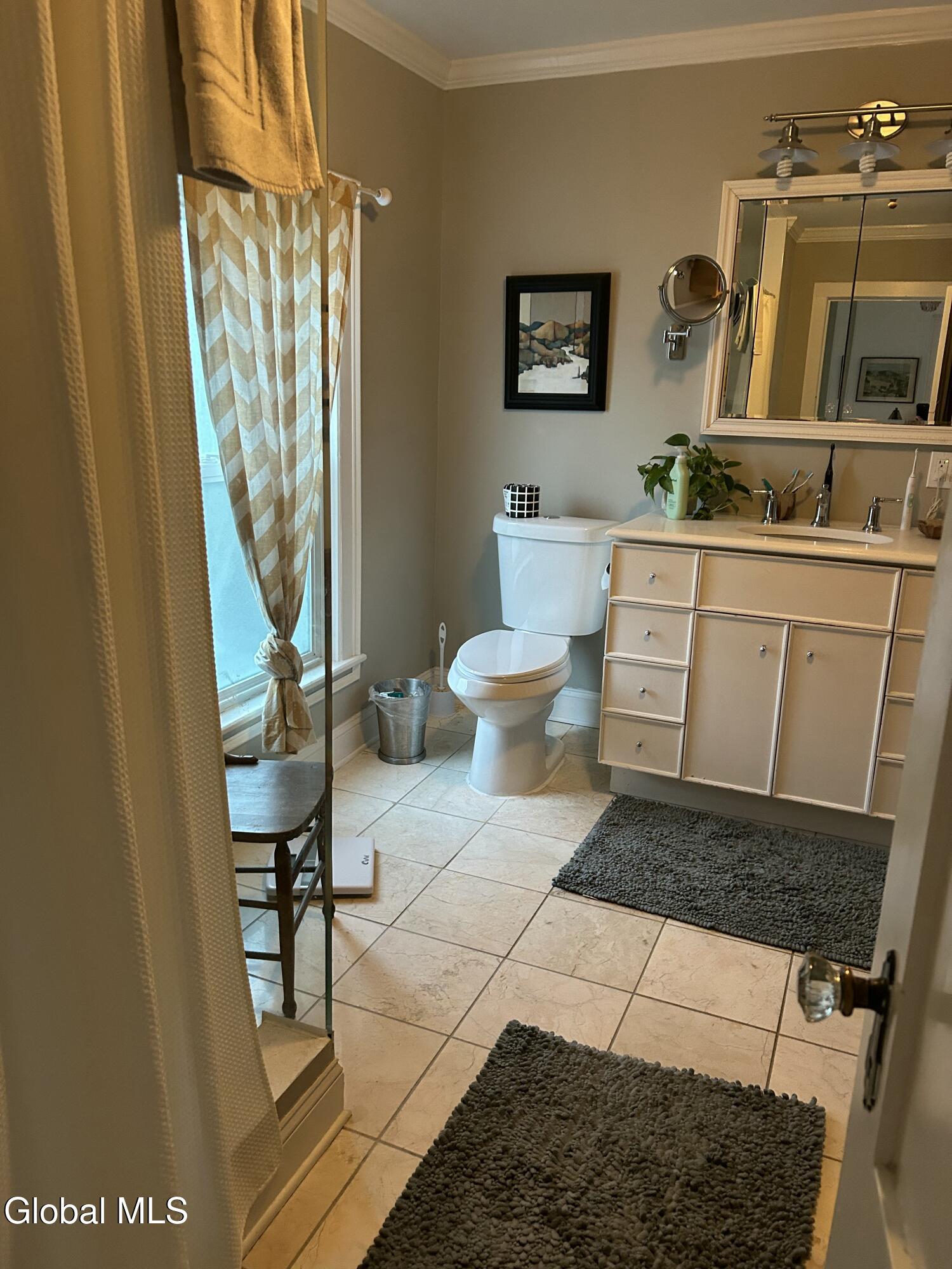 29 NW Washington Cambridge NY 12816