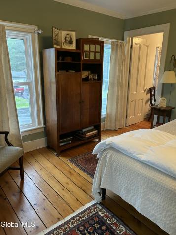 29 NW Washington Cambridge NY 12816
