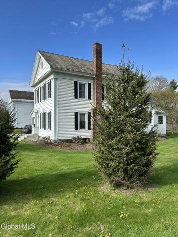 29 NW Washington Cambridge NY 12816