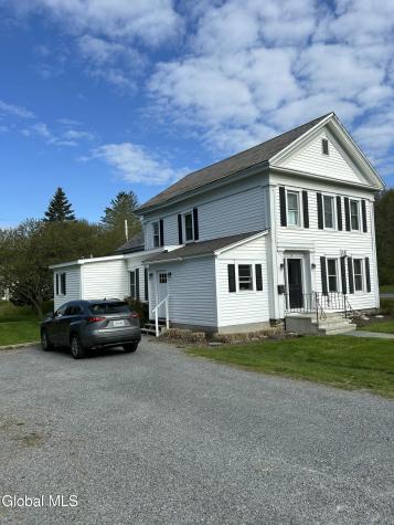 29 NW Washington Cambridge NY 12816