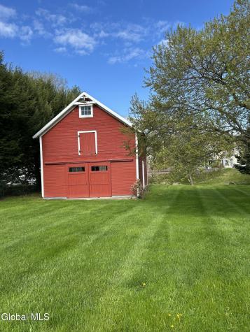 29 NW Washington Cambridge NY 12816